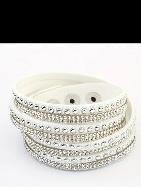 🆕️WHITE WITH CLEAR RHINESTONE & SILVER STUDS WRAP BRACELET